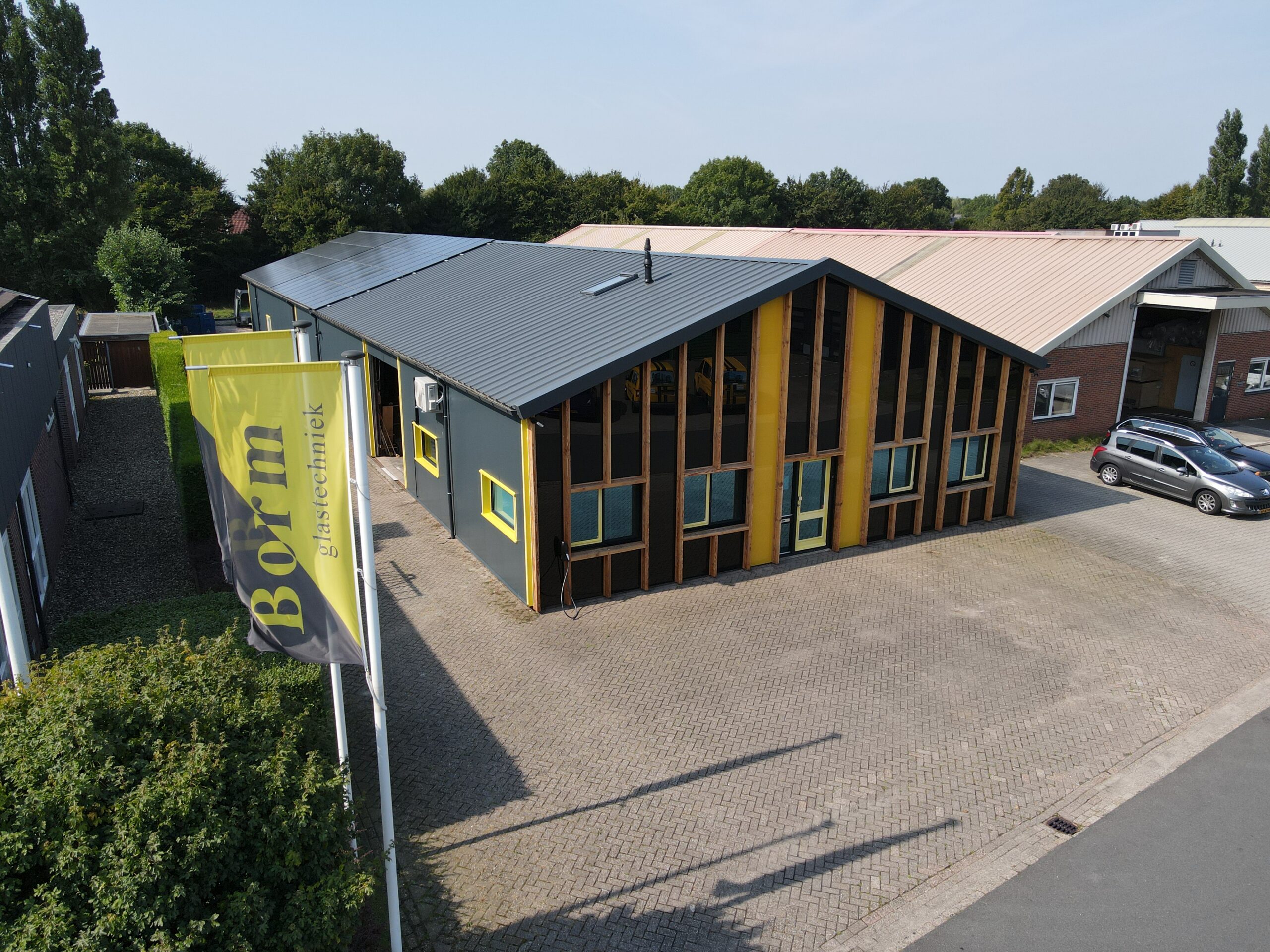 Luchtfoto van een gerealiseerd glasproject van Borm Glastechniek